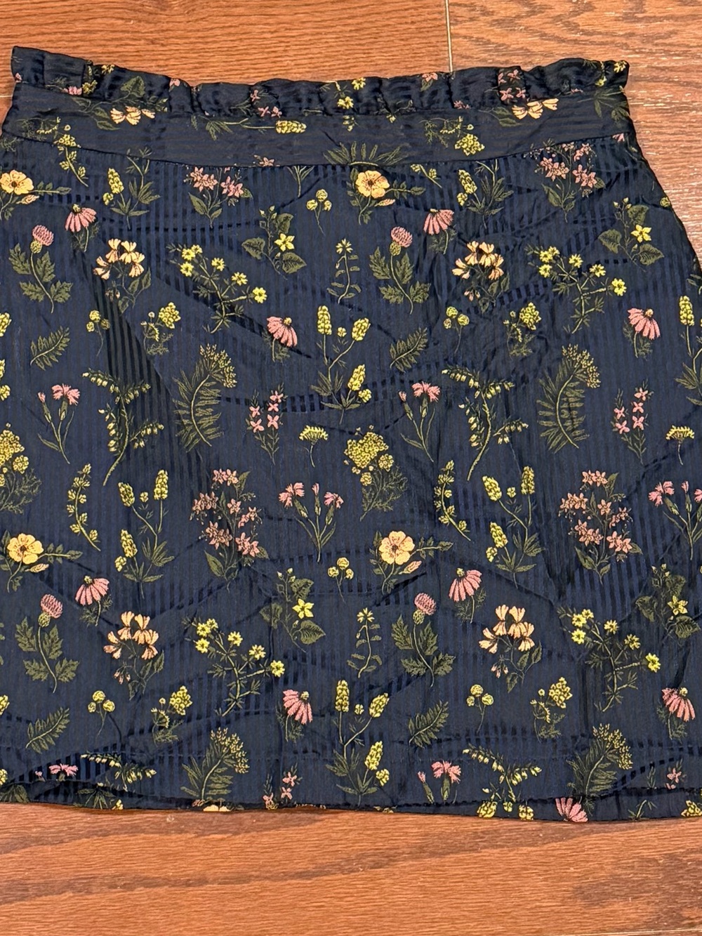 Primark Floral Mini Skirt
Women's US 6 Blue Botanical Zip A-Line Cottagecore